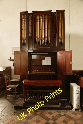 Photo 6x4 organ - at, saints