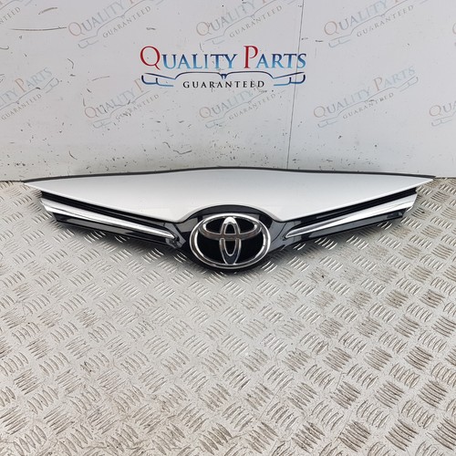 Toyota avensis front bumper - front,