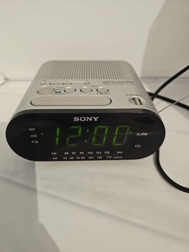 Sony clock radio - clock,