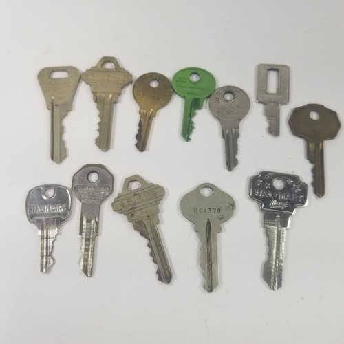Lot vintage keys sargent - of,