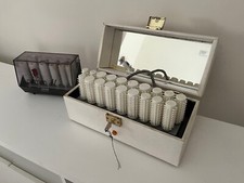 LOT OF TWO VINTAGE TRAVEL HOT