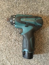 Makita DF030D 10.8V Impact Driver with Battery