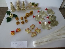 Vintage 26 piece Gold Christmas Cake decorations VGCC    - ref~# Lot 4.