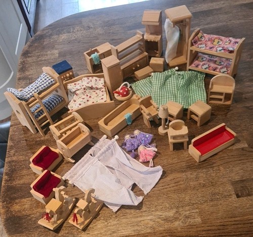 Large bundle wooden dolls - bundle, of