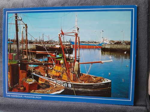 Fraserburgh harbour 27666 - ,