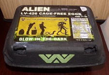 NECA Alien LV426 Cage Free