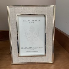 Laura Ashley Silver Plated Photo Picture Frame Holds 4"x6" Canvas Inlay