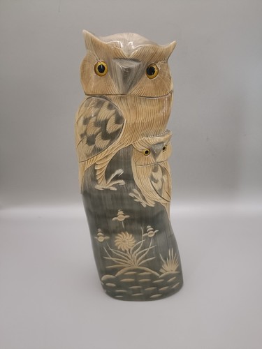 Carved owls figure - carved, in