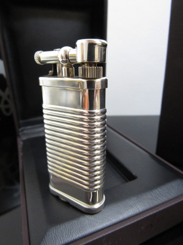 Dunhill unique tin - -can, lighter