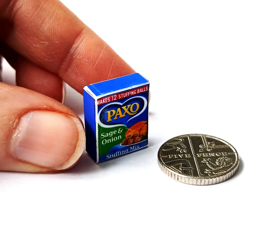 Dolls house miniature - miniature, *
