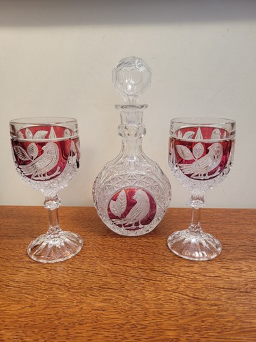 Hofbauer byrdes red bird - red,