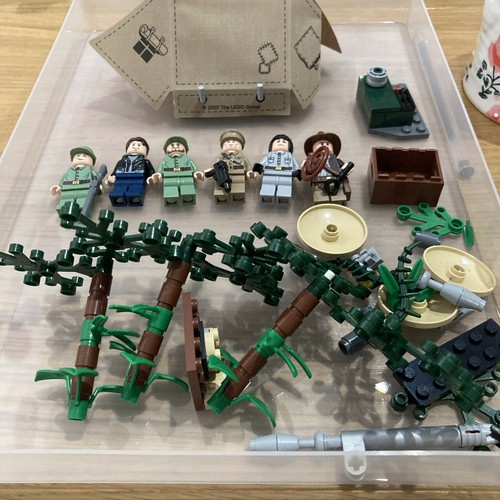 Lego indiana jones jungle - jones, :