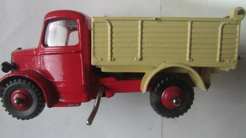 Dinky 410 bedford - , tipper