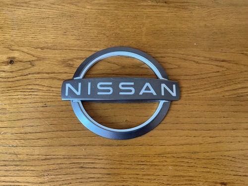 Genuine nissan leaf - leaf,
