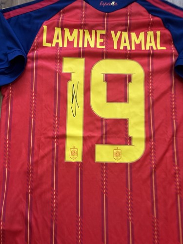 Lamine yamal signed - lamine,