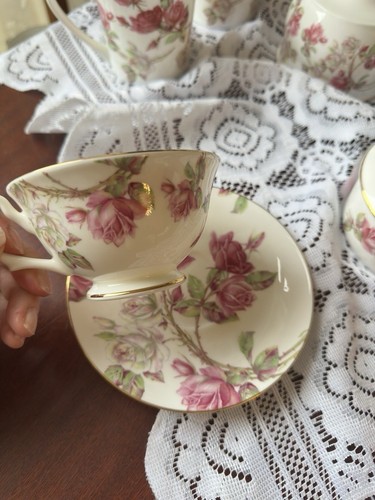 Aynsley elizabeth rose tea cup - elizabeth,