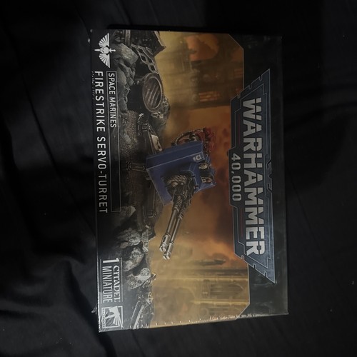 Warhammer 40k space marines - space,