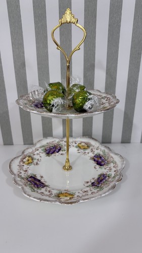 Mini vintage two tier cake - tier,