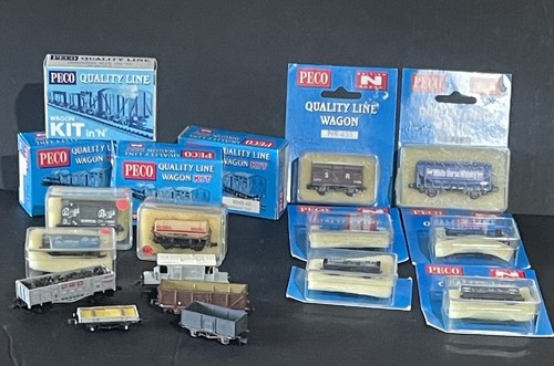 Vintage peco lima train - &,