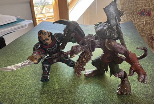 Gnome rogue kobold figure - gnome,