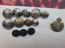 Obselete Kings Crown Berkshire Constabulary Badge And Assorted Police Buttons