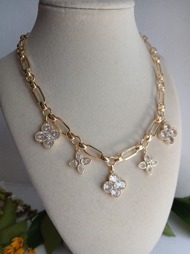 Collar flores con circonia - ,