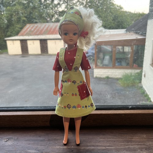 Designer sindy doll clothes - designer,