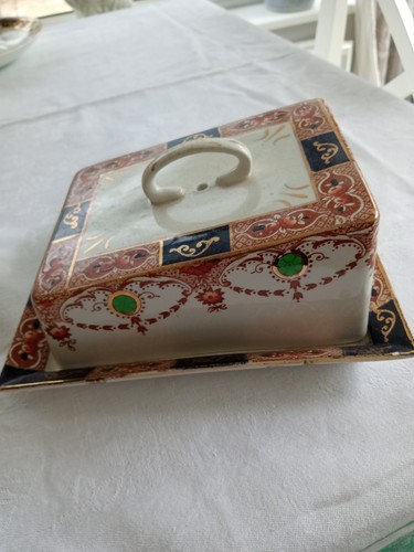 Imari style cheese - style, dish