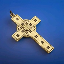 Large Base Metal Gold Tone Detailed Celtic Cross Pendant
