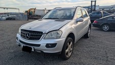??Mercedes ML 2007 diesel ??braking, all parts available ??