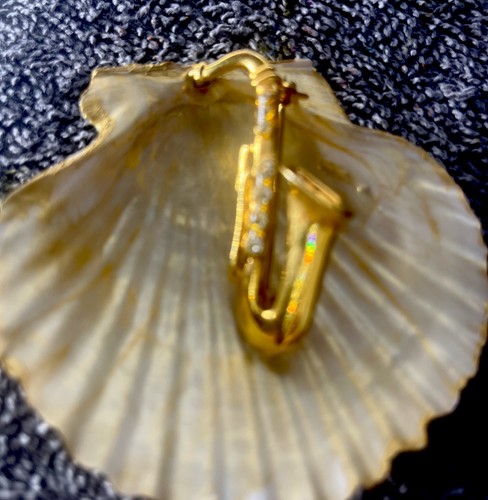 Saxophone music band gold tone - music,