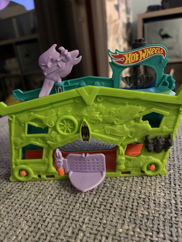Hot wheels ghost - hot,