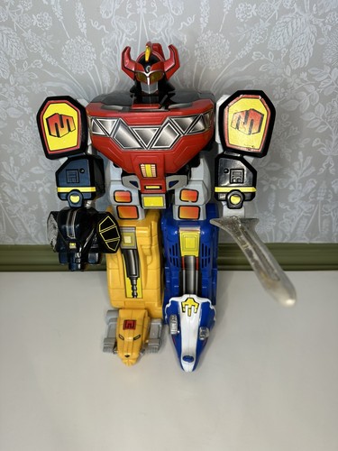 Power rangers megazord action - megazord,