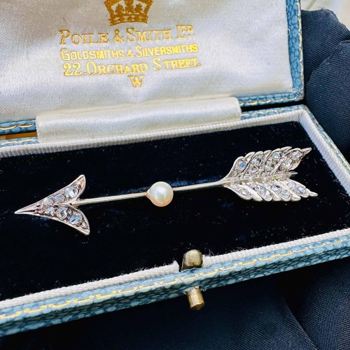 Art deco arrow diamond brooch - deco,