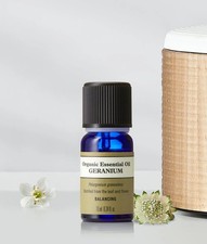 Neal's Yard Remedies Geranium Organic Essential Oil 10ml
