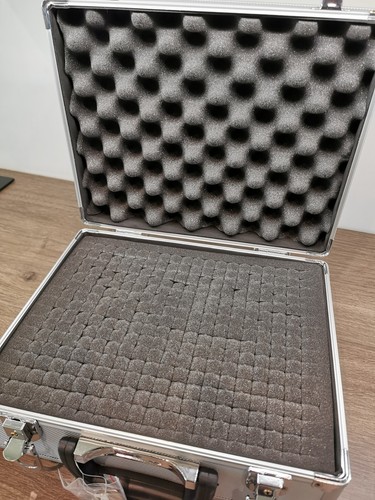 Aluminium flight case with - aluminium,