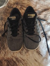 Mens Skechers lite-weight trainers size 8