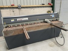 Edward’s True Cut Guillotine 2.5 Metre