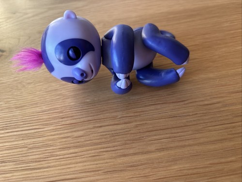 Wowwee fingerlings sydney - wowwee,