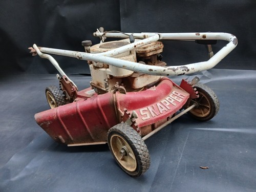 Untested vintage snapper v18 - untested,