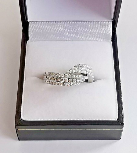 18ct 750 white gold - 18ct,