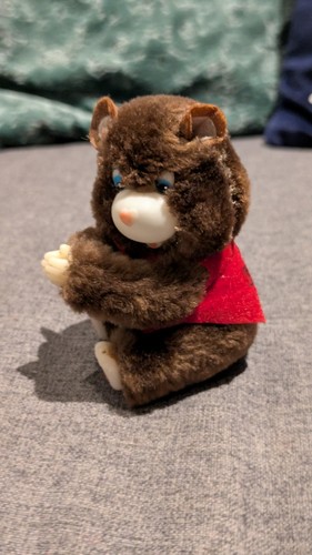 Vintage huggy toy - huggy, on