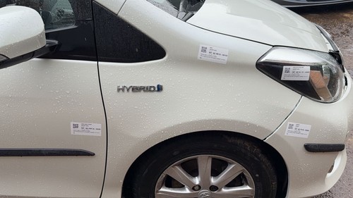 Toyota yaris hybrid - hybrid, 5