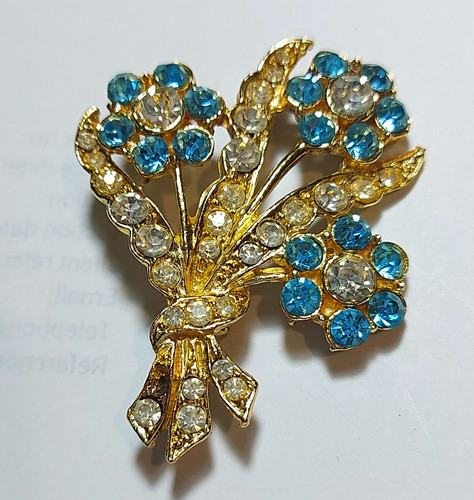 Vintage flower bouquet brooch - vintage,