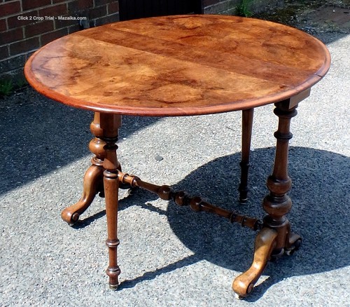 Victorian walnut dining table