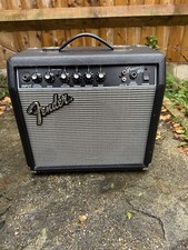 Fender Frontman 15G Guitar