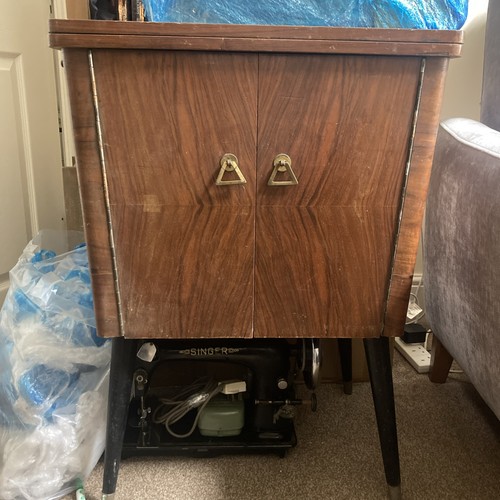 Vintage veneered wood sewing - veneered,