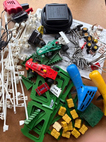 Vintage scalextric pieces - scalextric,