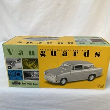 Vanguards Va00118 Ford Anglia Super Venetian Gold Metallic 1:43 Scale In Box