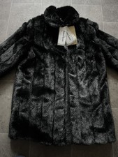 Beautiful New Size L Dennis